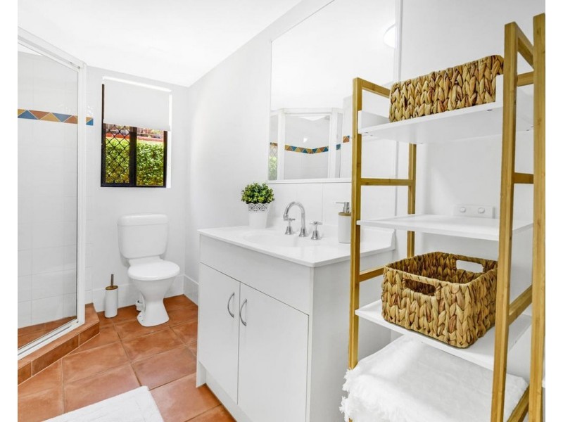 6/33 Lenneberg Street, Southport QLD 4215