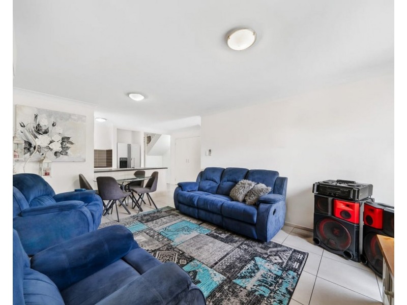 2/12 Christine Drive, Coomera QLD 4209