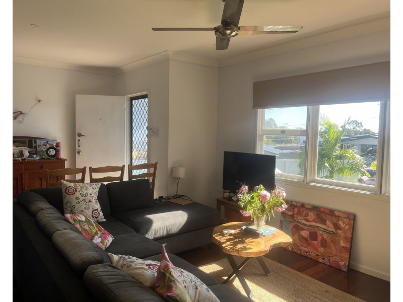 22 Heydon Avenue, Labrador QLD 4215