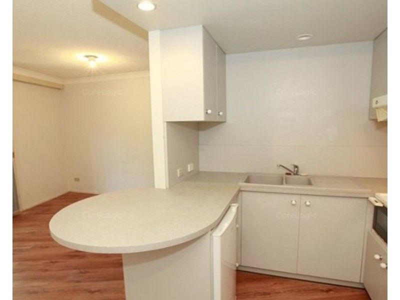 3/15 Weemala Street, Surfers Paradise QLD 4217