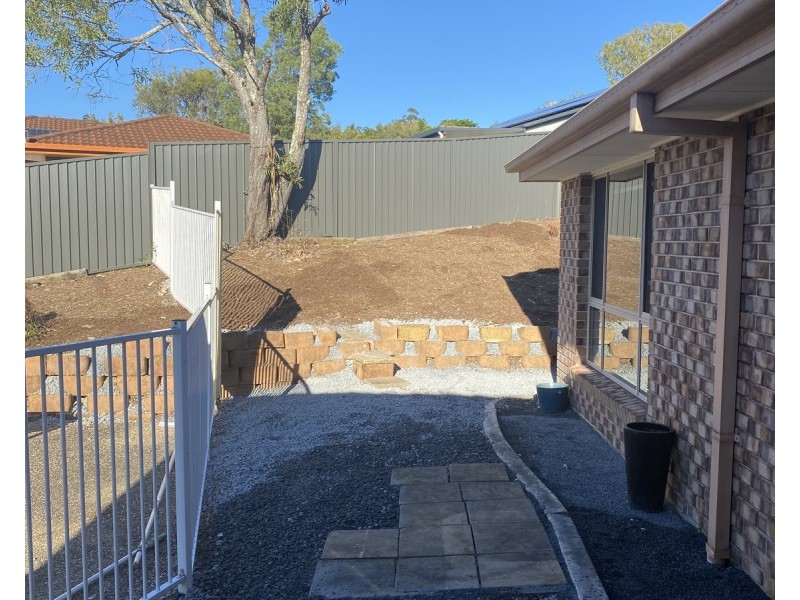 5 Crowsnest Close, Parkwood QLD 4214