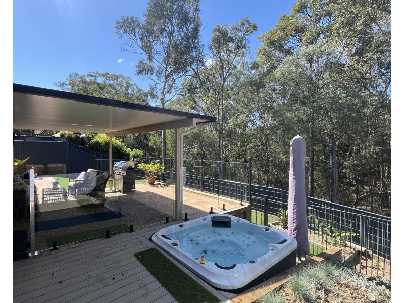 52 Ballybunnion Drive, Parkwood QLD 4214