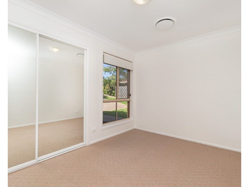 52 Ballybunnion Drive, Parkwood QLD 4214