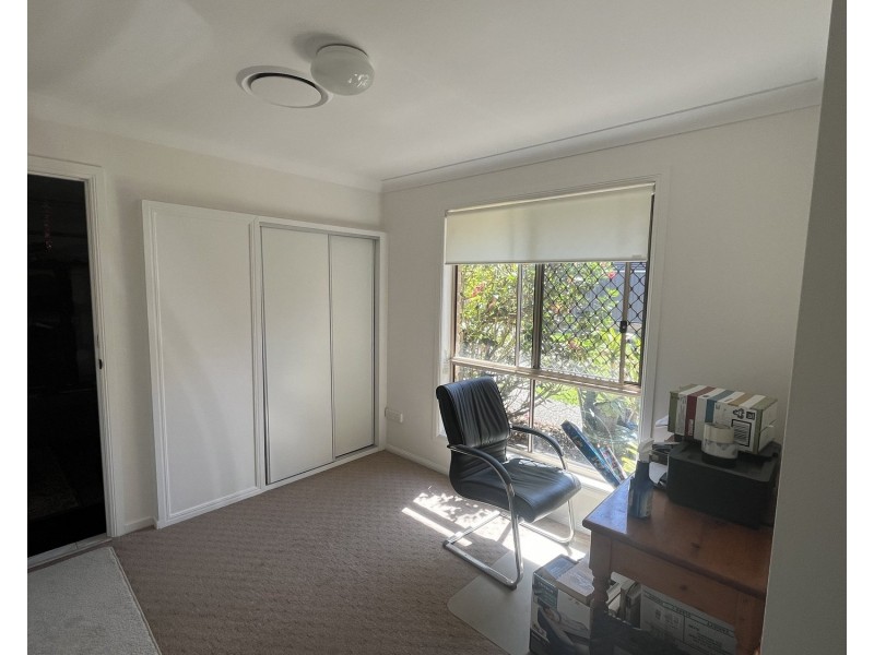 52 Ballybunnion Drive, Parkwood QLD 4214