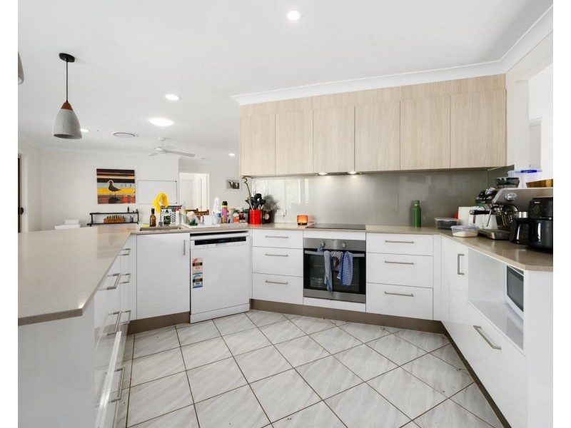 52 Ballybunnion Drive, Parkwood QLD 4214