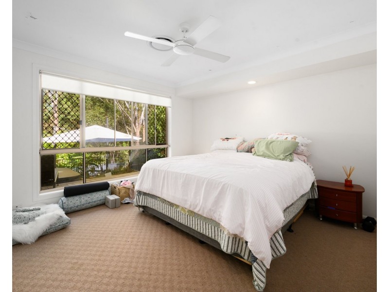 52 Ballybunnion Drive, Parkwood QLD 4214