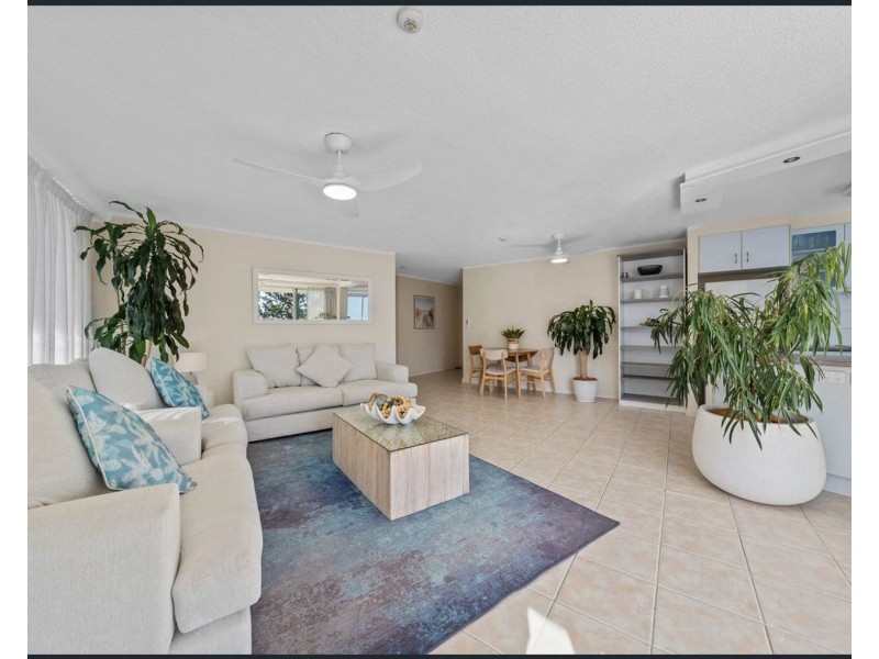 18/180 Marine Parade, Coolangatta QLD 4225