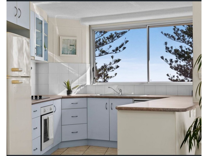 18/180 Marine Parade, Coolangatta QLD 4225