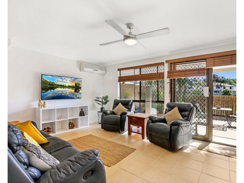 12/111 Little Usher Avenue, Labrador QLD 4215