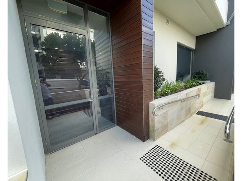 3206/4 Marina Promenade, Paradise Point QLD 4216