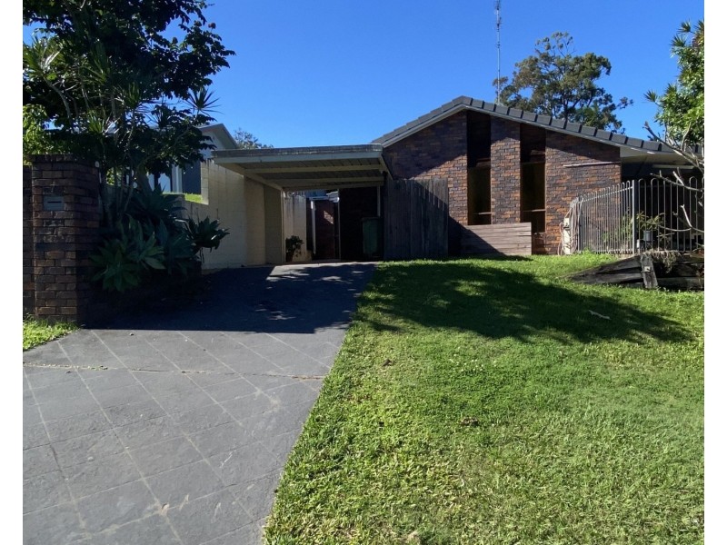 7 Theodore Place, Molendinar QLD 4214