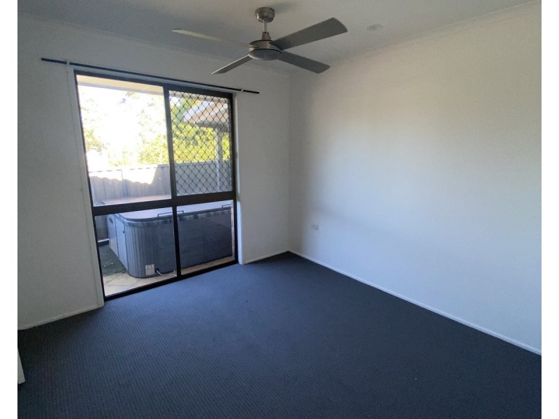 7 Theodore Place, Molendinar QLD 4214