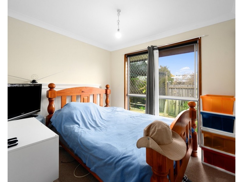 18 Tumbarumba Avenue, Ashmore QLD 4214