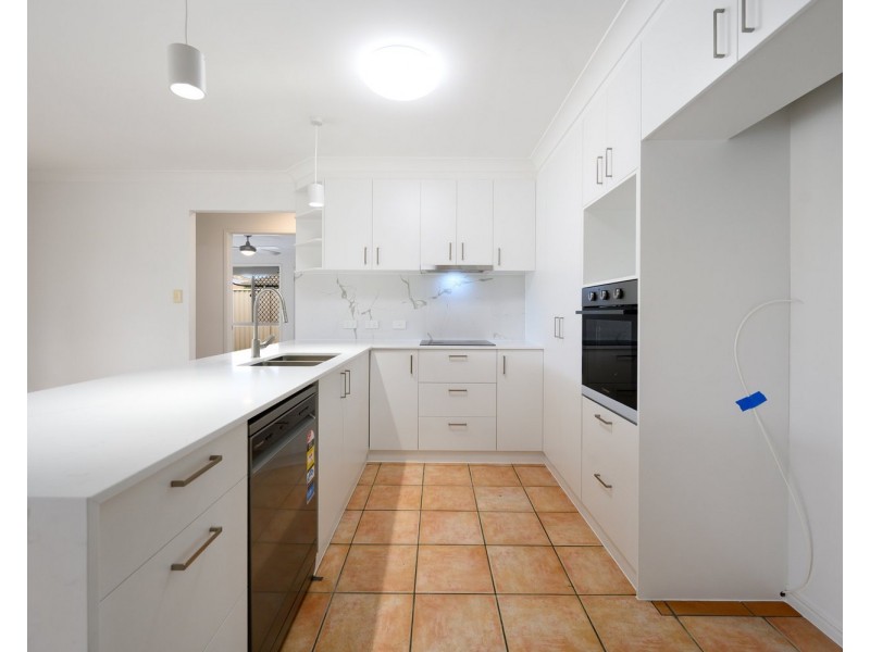 58 Inverness Way, Parkwood QLD 4214