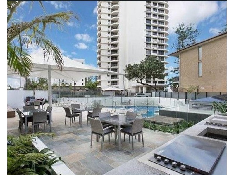 25/4 Brittania Avenue, Broadbeach QLD 4218