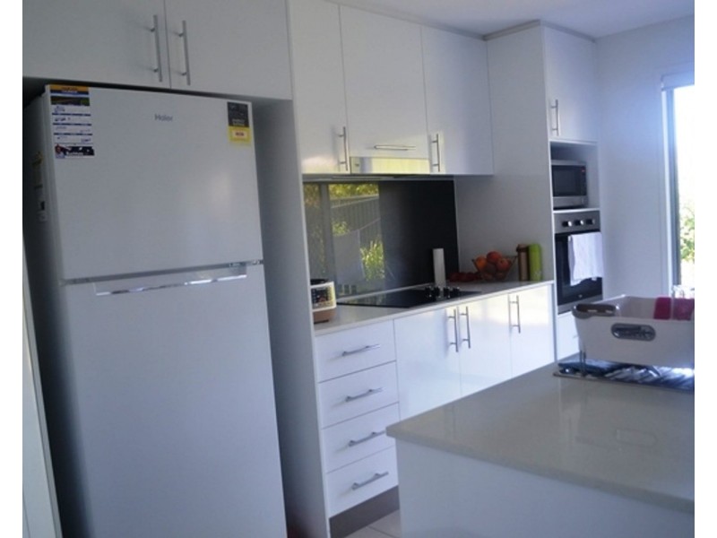 32/37 Witheren Circuit, Pacific Pines QLD 4211