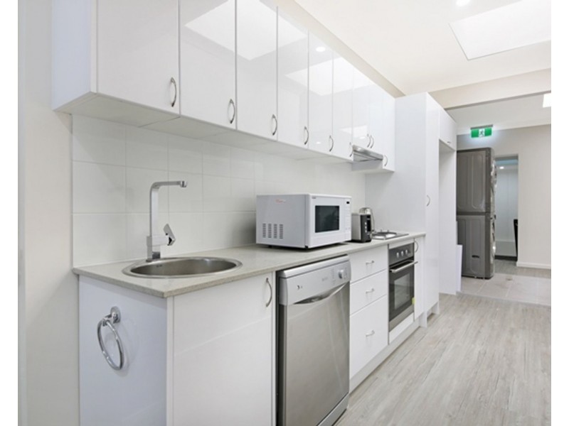 2/36 Nerang Street, Southport QLD 4215