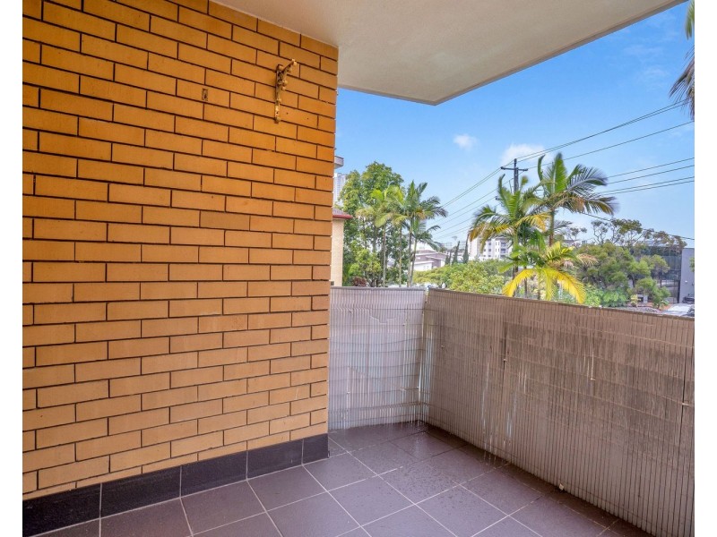 4/83 Queen Street, Southport QLD 4215
