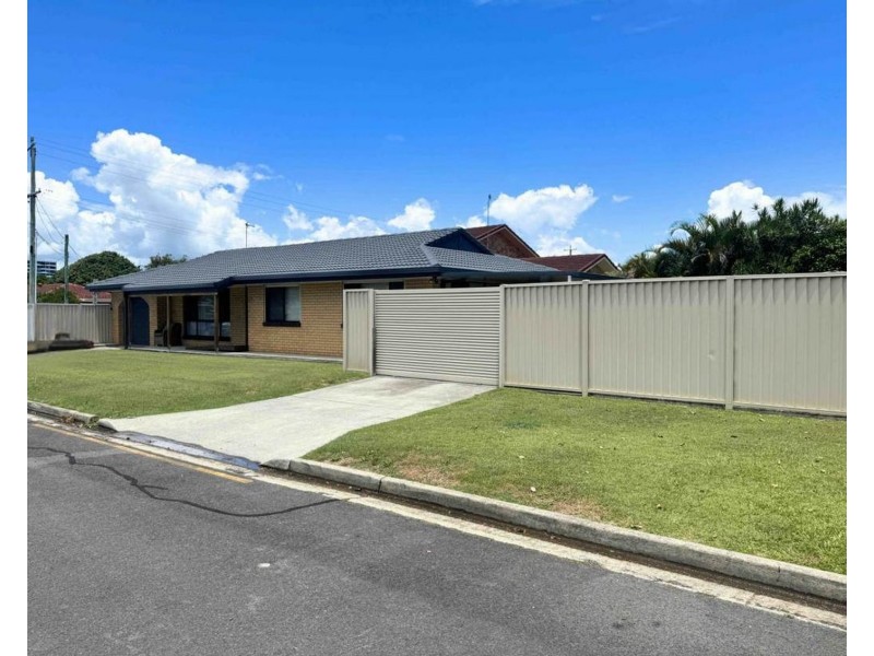 23 Coombabah Road, Runaway Bay QLD 4216