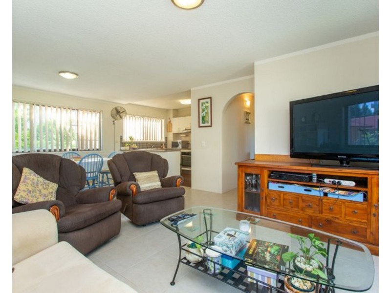 6/1 Waverley Street, Southport QLD 4215