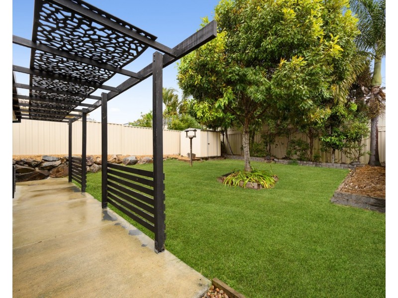 1/126 Greenacre Drive, Parkwood QLD 4214