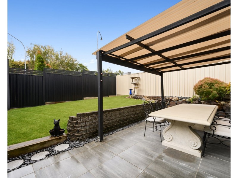 1/126 Greenacre Drive, Parkwood QLD 4214