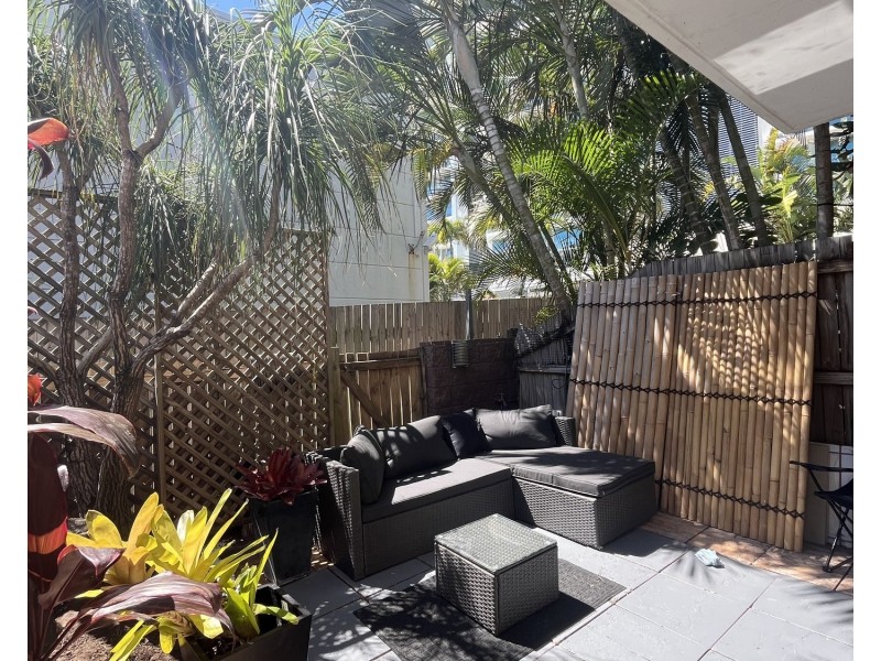 7/37-41 Markwell Avenue, Surfers Paradise QLD 4217