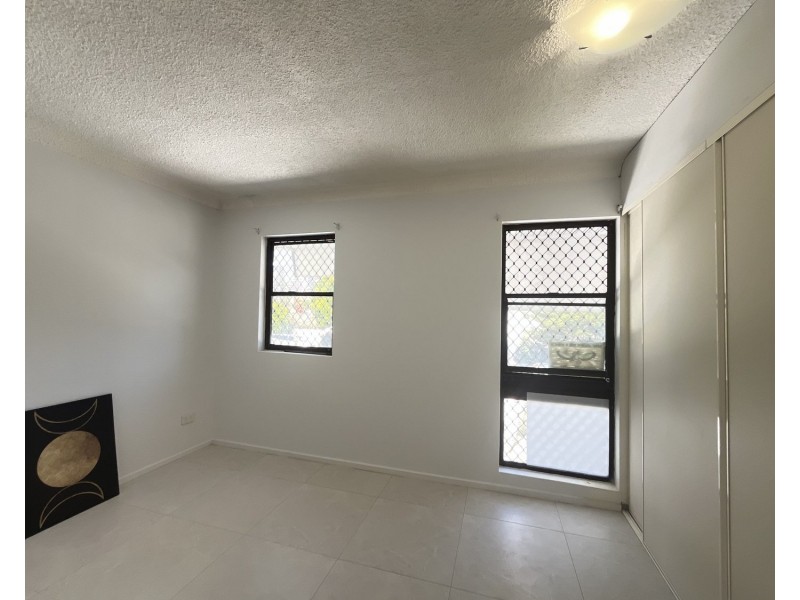 7/37-41 Markwell Avenue, Surfers Paradise QLD 4217