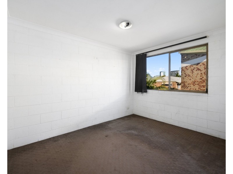 4/151 High Street, Southport QLD 4215