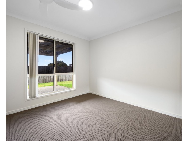14 Chelmsford Place, Parkwood QLD 4214