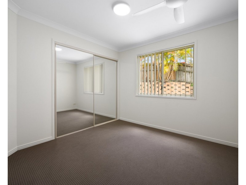 14 Chelmsford Place, Parkwood QLD 4214