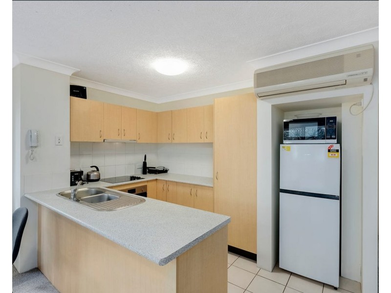 1/3 Norman Street, Southport QLD 4215