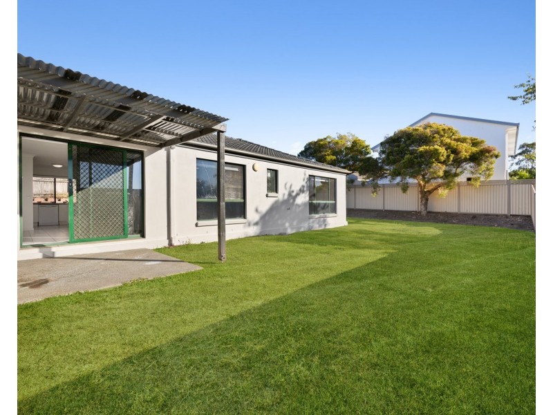 9 Daintree Drive, Parkwood QLD 4214