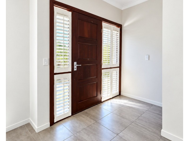 6/5 Ashbourne Terrace, Biggera Waters QLD 4216