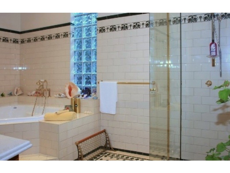 27 Amethyst Court, Carrara QLD 4211