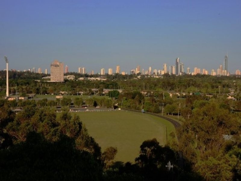 27 Amethyst Court, Carrara QLD 4211