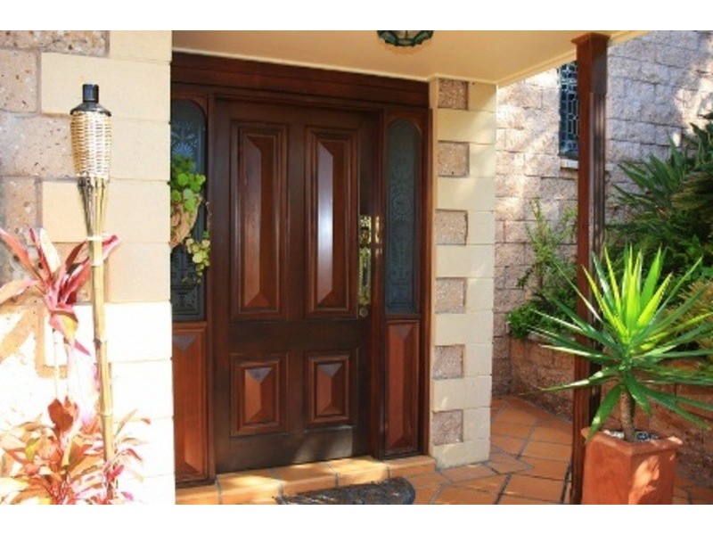 27 Amethyst Court, Carrara QLD 4211