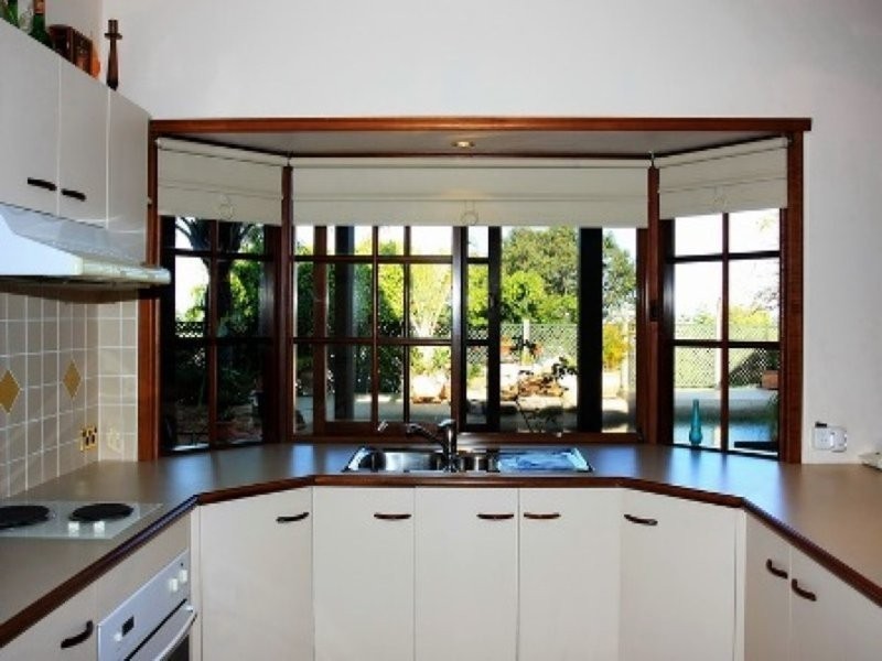 27 Amethyst Court, Carrara QLD 4211