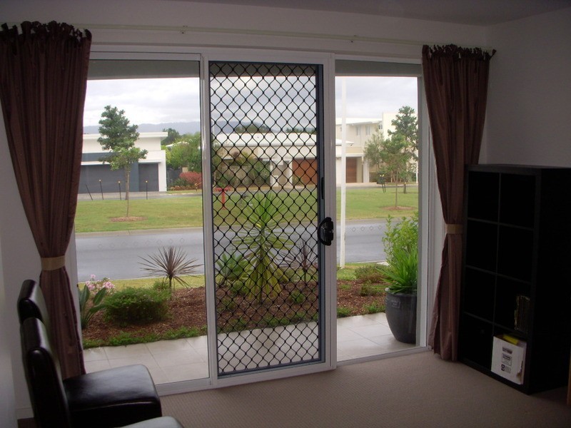 1008 Lakeview Terrace, Benowa QLD 4217