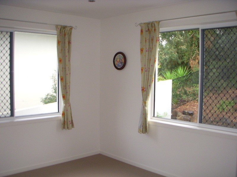 1008 Lakeview Terrace, Benowa QLD 4217