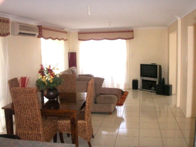 Pacific Pines QLD 4211
