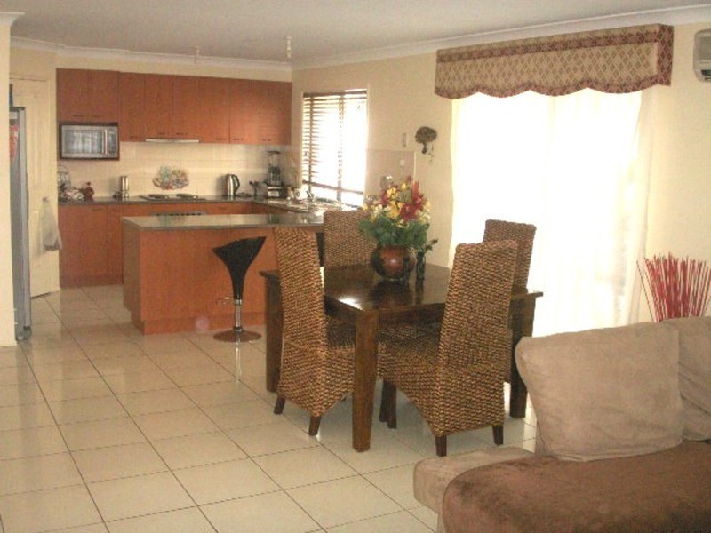 Pacific Pines QLD 4211