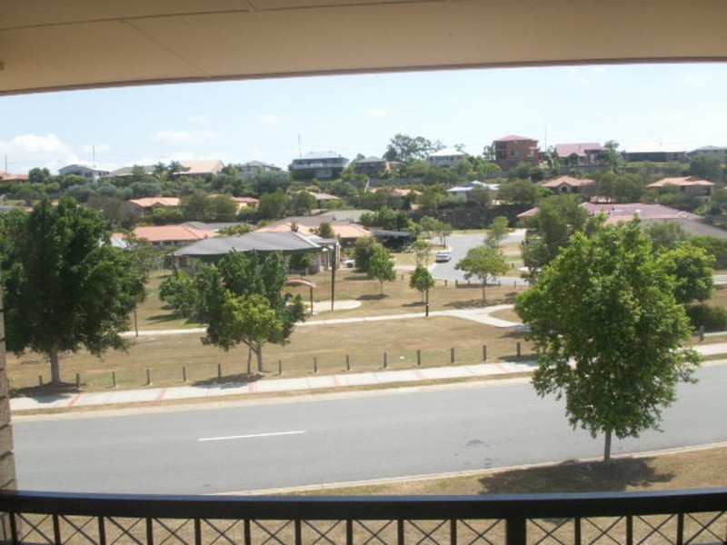 Pacific Pines QLD 4211