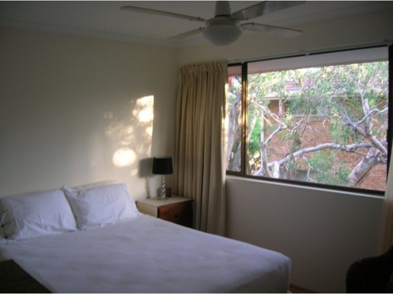 Labrador QLD 4215