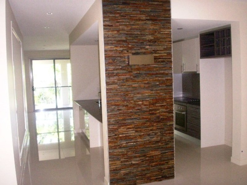 1/50 Governement Road, Labrador QLD 4215