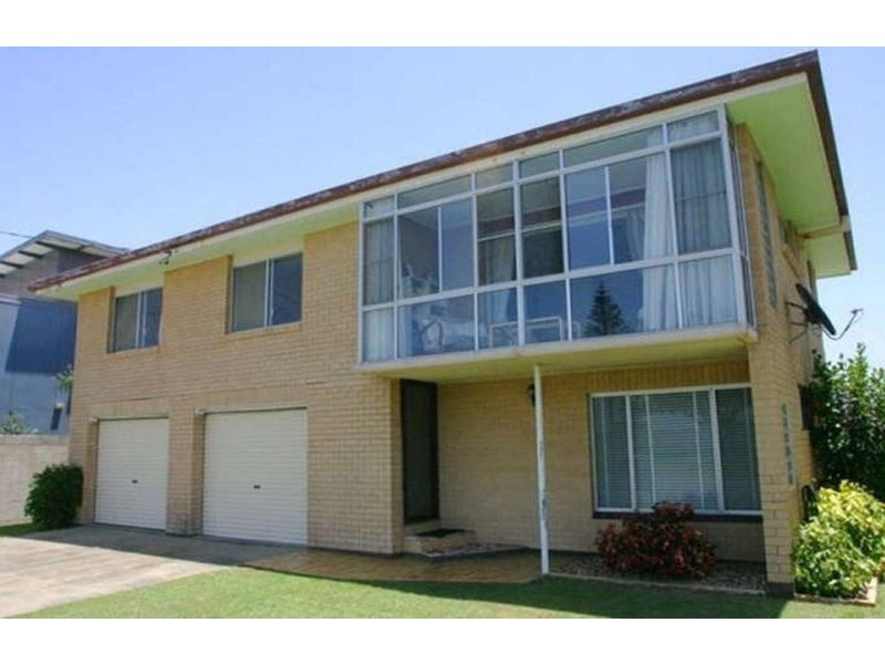 6 Angler Esplanade, Runaway Bay QLD 4216