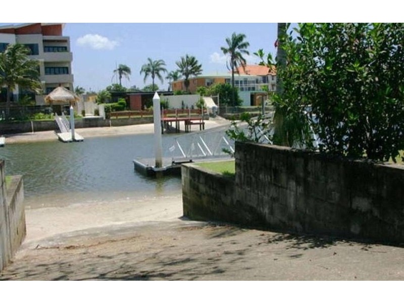 6 Angler Esplanade, Runaway Bay QLD 4216