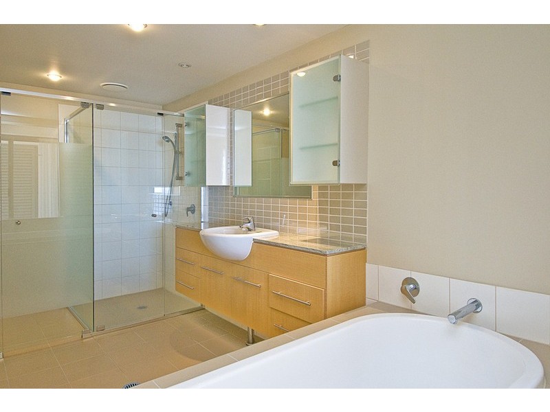 169/Nexus Towers 105 Scarborough Street, Southport QLD 4215