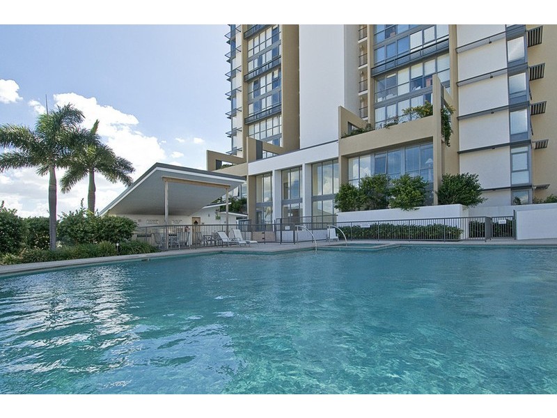 169/Nexus Towers 105 Scarborough Street, Southport QLD 4215