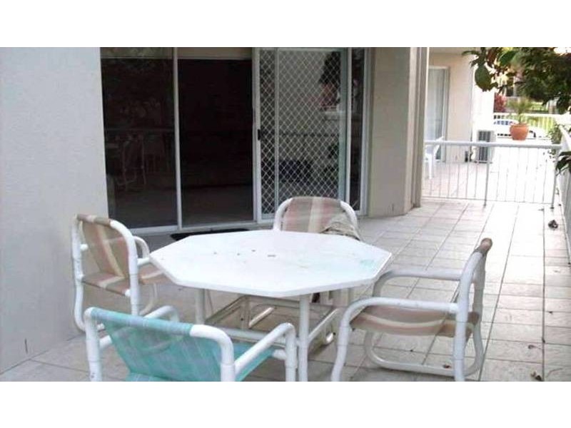 2/37 Peninsular Drive, Surfers Paradise QLD 4217